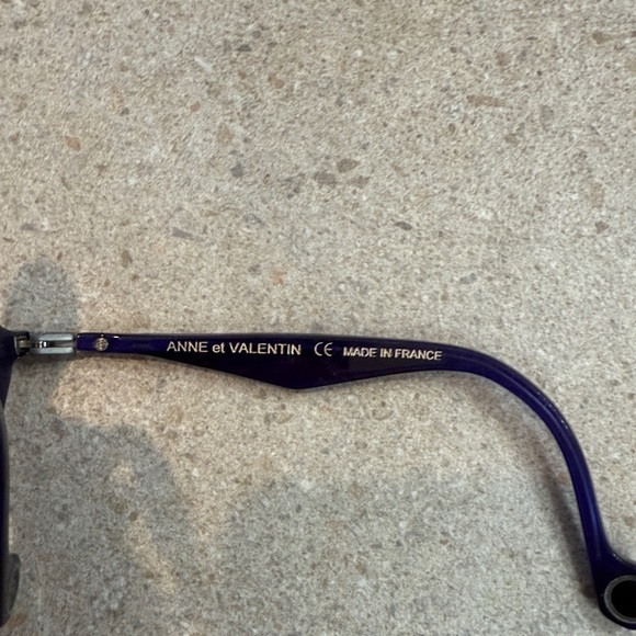 Anne et Valentin Deep Purple Glasses Factory Two - Picture 2 of 5